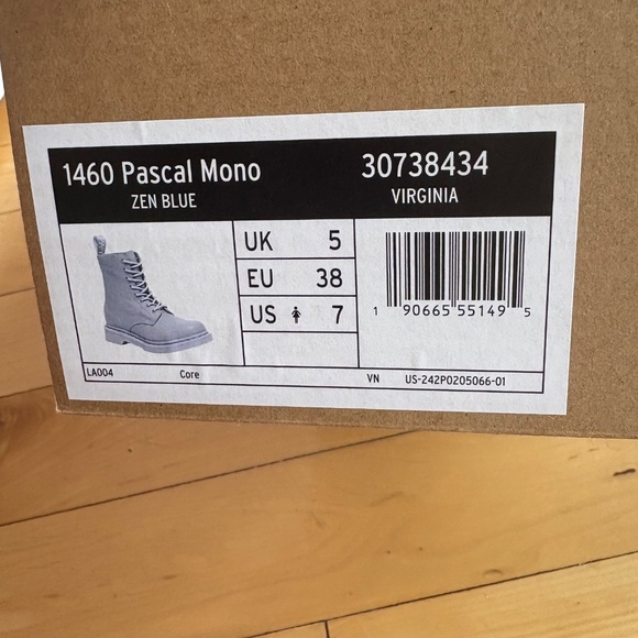 Dr. Martens Light Blue Leather Lace-Up Boots - Picture 4 of 12